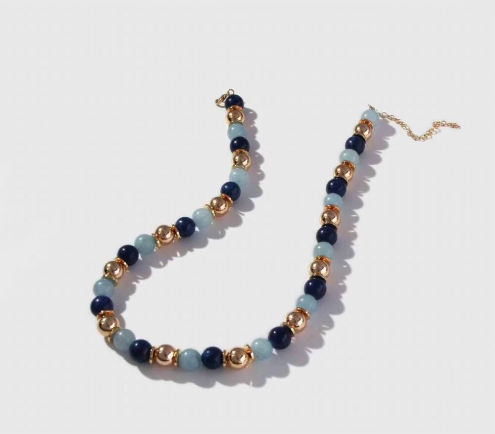NEW MACRAE & CO women's golden jewels necklace in blue